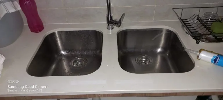Langa plumber working in Cape Town, Western Cape