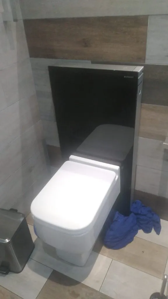 Pearl Marina plumber working in Somerset West / Strand, Western Cape